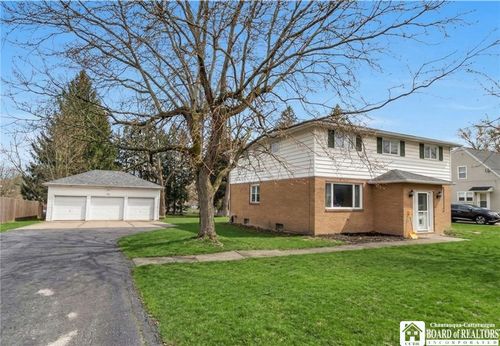 4269 Clinton St, West Seneca, NY, 14224-1605 | Card Image