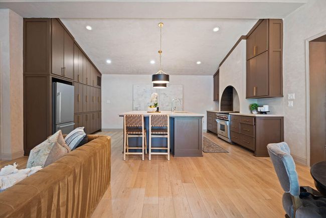 616 Comanche Dr, House other with 3 bedrooms, 2 bathrooms and null parking in Lubbock TX | Image 4