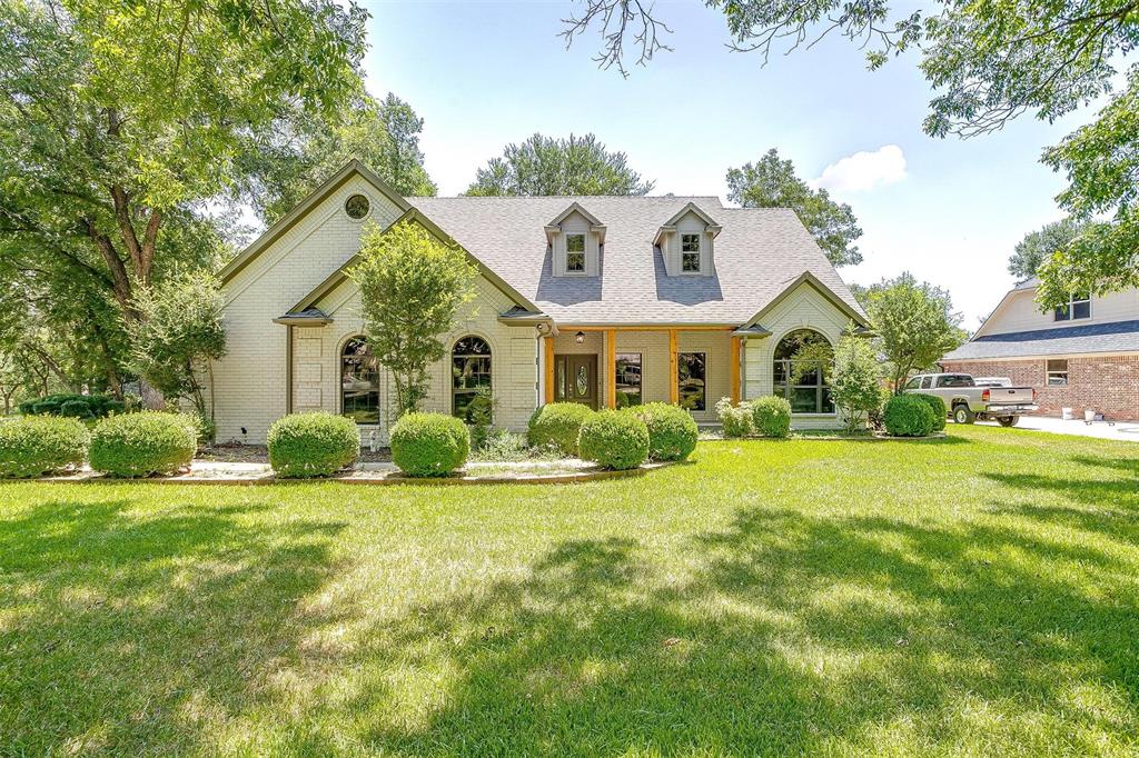 Ravenswood Rd, Granbury, TX 76049