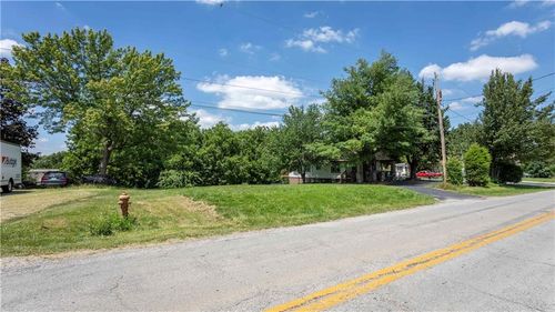 2020 Key Ln, Kansas City, KS, 66106-2215 | Card Image