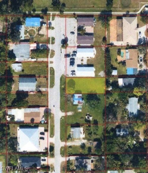 2439 Bayside St, NAPLES, FL, 34112-4830 | Card Image