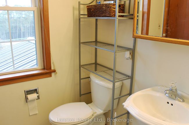 402558 Grey Road 17, House other with 2 bedrooms, 2 bathrooms and 10 parking in Georgian Bluffs ON | Image 33