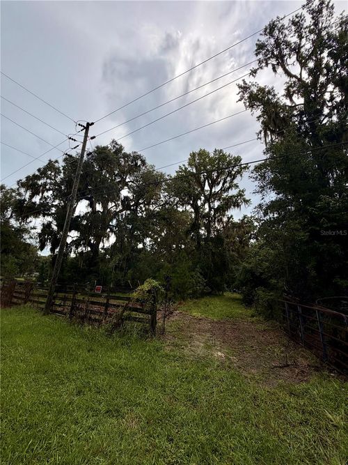 12602 Sw Williston Rd, MICANOPY, FL, 32667-5100 | Card Image