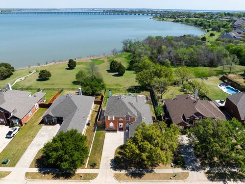 4102 Stone Haven Dr, Garland, TX, 75043-7292 | Card Image