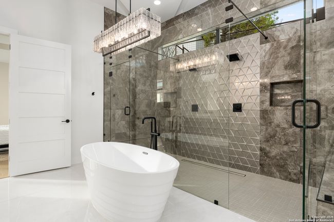 23703 Verona Cyn, House other with 4 bedrooms, 5 bathrooms and null parking in San Antonio TX | Image 17