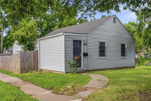2300 E 55th St, Kansas City, MO, 64130-3513 | Card Image