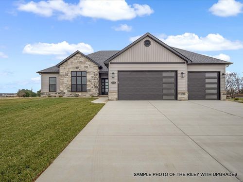 428 Hayden Dr, Waterloo, IL, 62298-1094 | Card Image