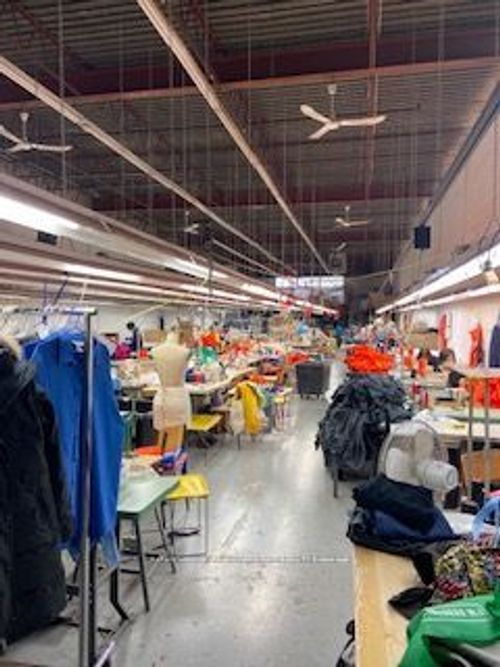 14-2500 Lawrence Ave E, Scarborough, ON, M1P2R7 | Card Image