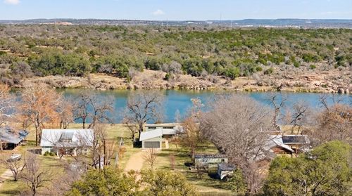 3721 Lakeview Dr, Cottonwood Shores, TX, 78657-9462 | Card Image