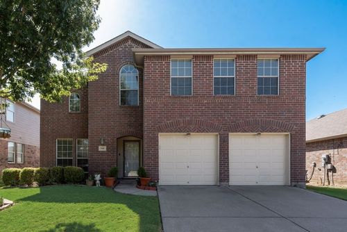 9208 Conestoga Dr, Fort Worth, TX, 76131-3104 | Card Image