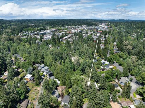 11533 34th Avenue Ne, Seattle, WA, 98125 | Card Image