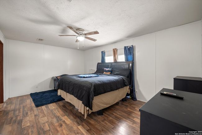 157 County Road 6816, House other with 4 bedrooms, 2 bathrooms and null parking in Natalia TX | Image 4