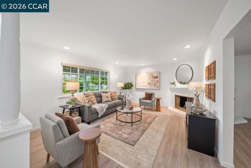 1506 1506 N El Camino Dr, Clayton, CA, 94517 | Card Image