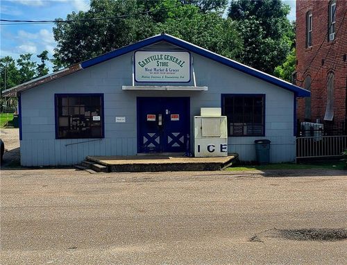 135 Historic Front St, Garyville, LA, 70051-3200 | Card Image