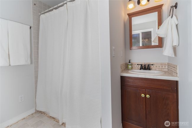 1127 Adams St, House other with 3 bedrooms, 2 bathrooms and null parking in Port Townsend WA | Image 17
