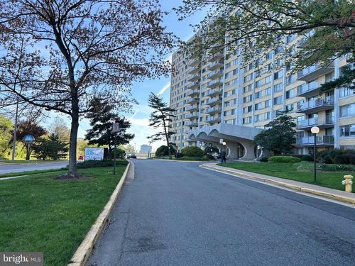 apt-320-301 N Beauregard St, ALEXANDRIA, VA, 22312-2909 | Card Image
