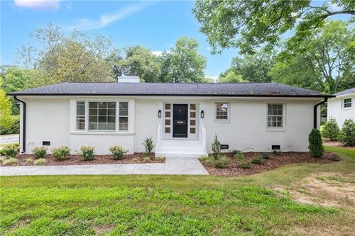 214 W Cornwallis Dr, Greensboro, NC, 27408-5804 | Card Image