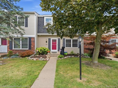 1208 Lear Ct, Rochester Hills, MI, 48307-3019 | Card Image