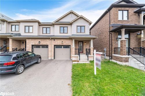 12 Pagebrook Cres, Stoney Creek, ON, L8J0K7 | Card Image