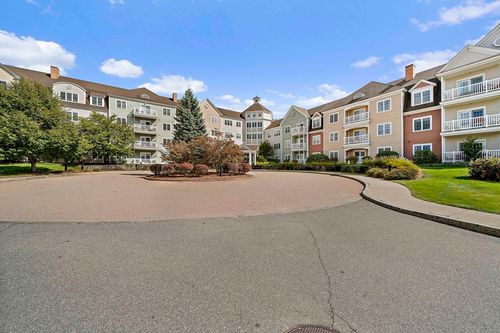 unit-402-6 Woodman Way, Newburyport, MA, 01950-3578 | Card Image