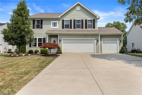 37970 Terrell Dr, North Ridgeville, OH, 44039-8776 | Card Image