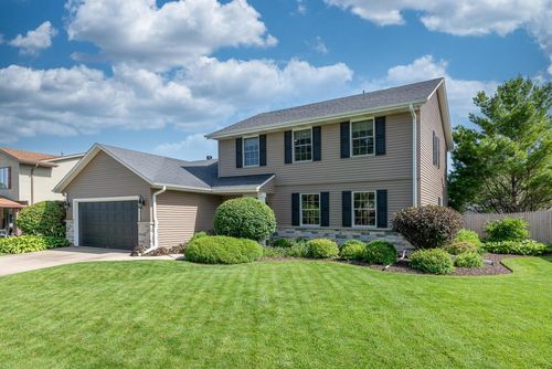 5819 80th Place, Kenosha, WI, 53142 | Card Image