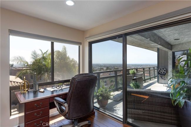 2B - 2270 Stanley Ave, Condo with 2 bedrooms, 2 bathrooms and 2 parking in Signal Hill CA | Image 31