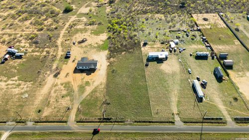 250 Foster Rd, Pleasanton, TX, 78064-2667 | Card Image