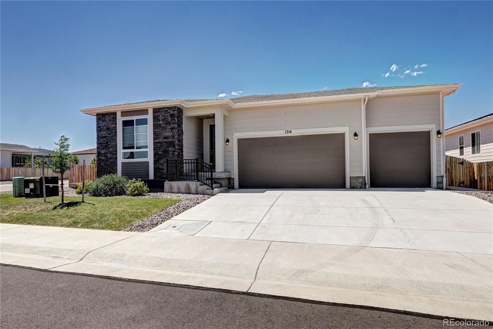 Castle Vista Way, Castle Rock, CO 80104