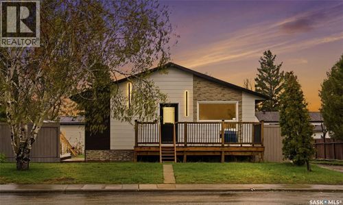3581 33rd St W, Saskatoon, SK, S7L4P6 | Card Image