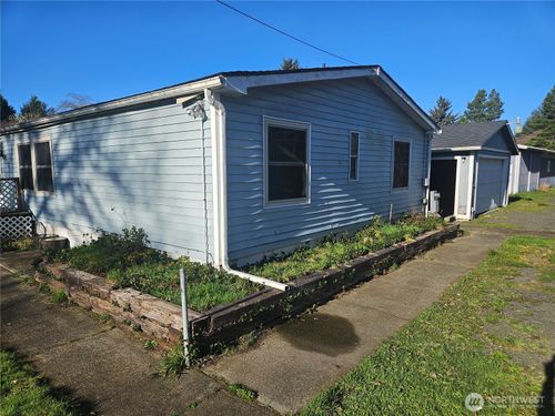 2007 41st St, Long Beach, WA, 98631-4002 | Card Image