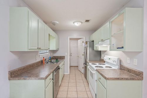 328 Lakeview Dr, Crestview, FL, 32536-2350 | Card Image