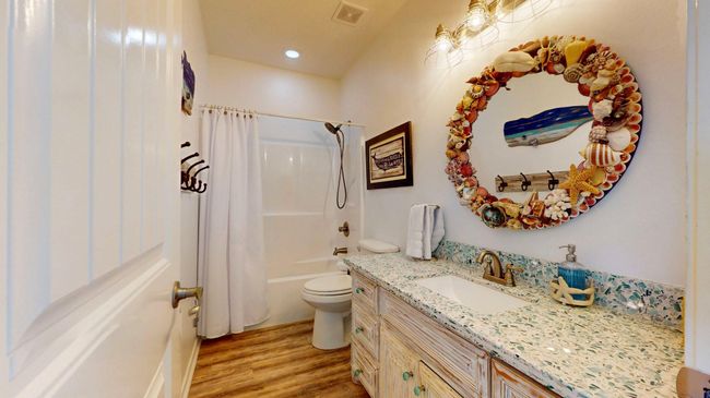 1822 Redfish Ln, House other with 5 bedrooms, 3 bathrooms and 2 parking in Crystal Beach TX | Image 19