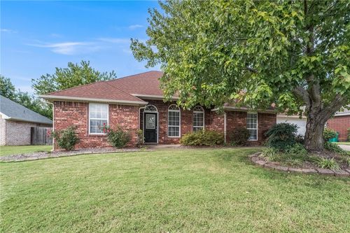 3907 W Easy St, Rogers, AR, 72756-1915 | Card Image