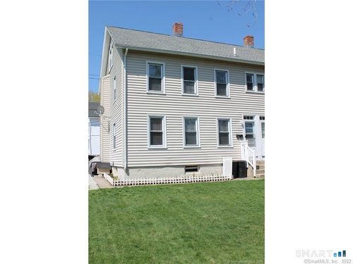 7-12-5 S 3rd Ave, Taftville, CT, 06380-1429 | Card Image