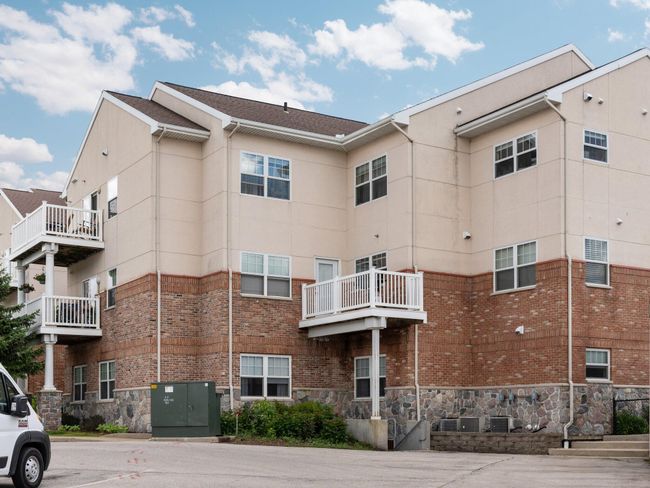 UNIT-104 - 301 N Lake St, Condo with 2 bedrooms, 2 bathrooms and null parking in Cadillac MI | Image 25