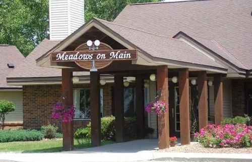 apt-208-611 Main St S, Renville, MN, 56284-1860 | Card Image