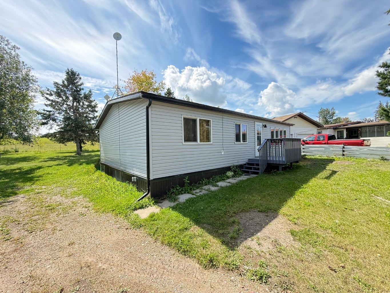 Residential in Kitscoty 3
