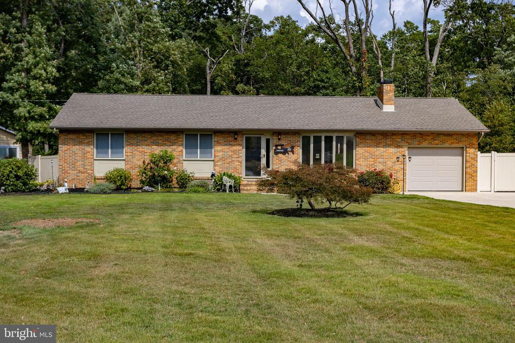 Hunter Dr, Newfield, NJ 08344