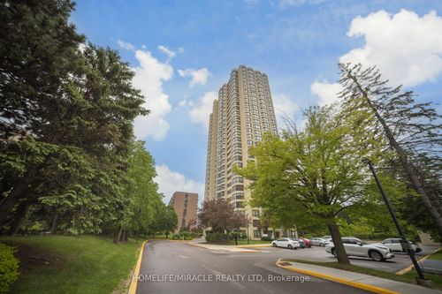 1802-8 Lisa St, Brampton, ON, L6T4S6 | Card Image
