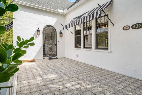 432 29th St, West Palm Beach, FL, 33407-5114 | Card Image