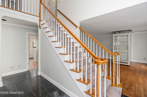 987 Grooms Rd, Rexford, NY, 12148-1306 | Card Image