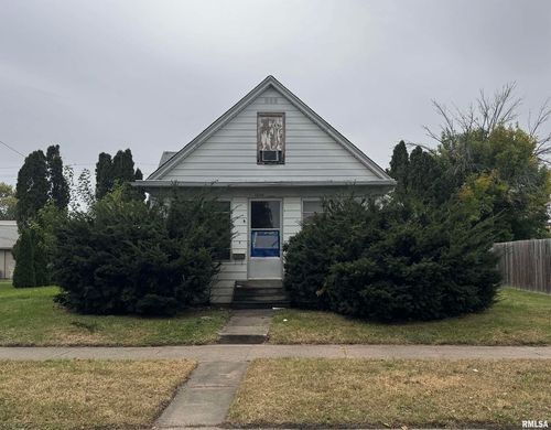 1534 39th St, Rock Island, IL, 61201-3829 | Card Image