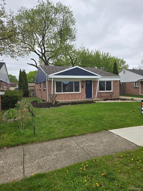 30731 Steinhauer St, Westland, MI, 48186-5020 | Card Image