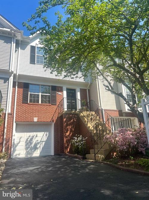 232 Finchingfield Ct, STERLING, VA, 20165-6471 | Card Image