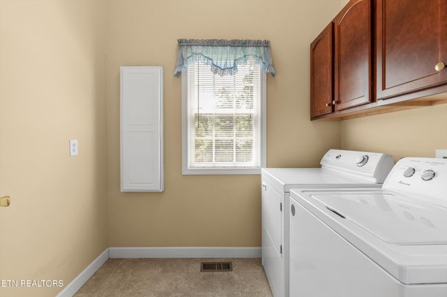 211 Timberland Trail Ln, House other with 3 bedrooms, 2 bathrooms and null parking in Rocky Top TN | Image 25
