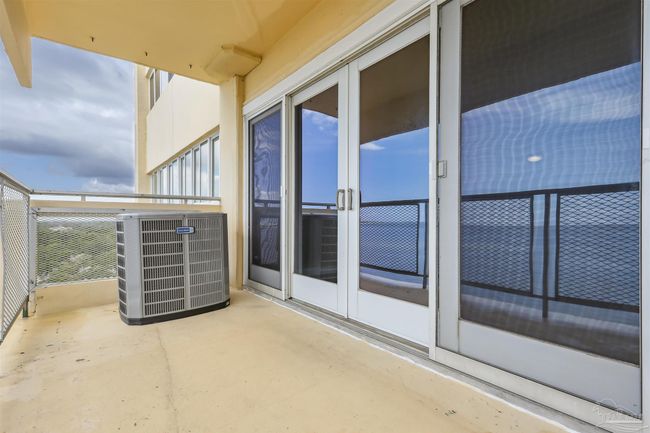 APT-901 - 825 Bayshore Dr, Condo with 2 bedrooms, 2 bathrooms and null parking in PENSACOLA FL | Image 25