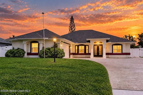 249 Dock Ave, SEBASTIAN, FL, 32958-4523 | Card Image