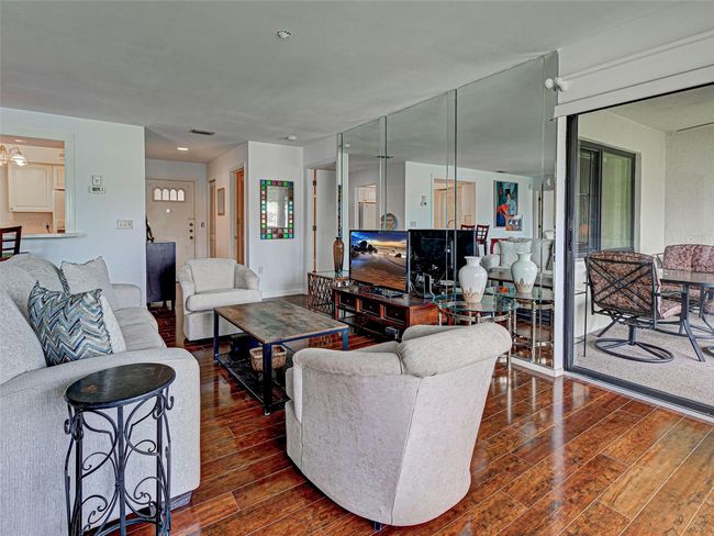 APT-235 - 800 Capri Isles Blvd, Condo with 2 bedrooms, 2 bathrooms and null parking in Venice FL | Image 27