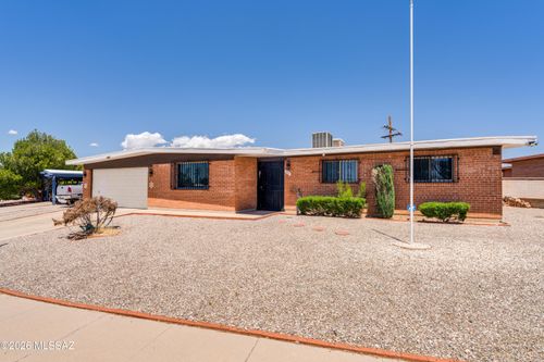 145 S Evelyn Ave, Tucson, AZ, 85710-4475 | Card Image